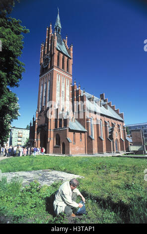 Russia, Kaliningrad, mountain Ha, organ hall the Kaliningrader, philharmonic concert hall, passer-by, no model release! Königsberg, Russian exclave, between Lithuania and Poland, structure, church, architect Friedrich Heitmann, builds in 1904-1907, former Stock Photo