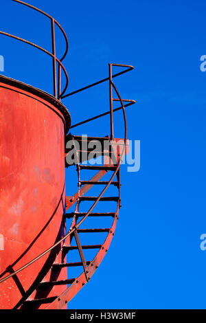 Decaying remains of old water treatment plant at Curdimurka rail siding on Old Ghan rail line. Stock Photo