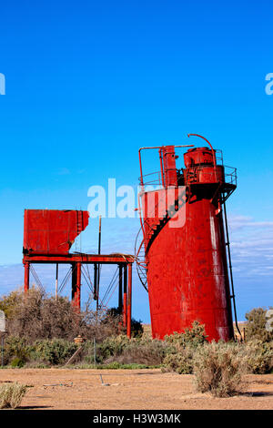 Decaying remains of old water treatment plant at Curdimurka rail siding on Old Ghan rail line. Stock Photo