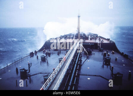 The North Sea, tanker, detail, bug, attack wind force 10, ship, tanker, sea, ocean, stormily, waves, danger, swell, commercial transport, transport, carry, means transportation, means transportation, long-distance traffic, promotion, cargo, goods, navigat Stock Photo