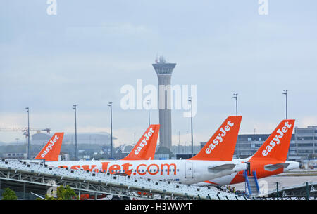 easyjet airplanes Roissy Charles-de-Gaulle airport Stock Photo