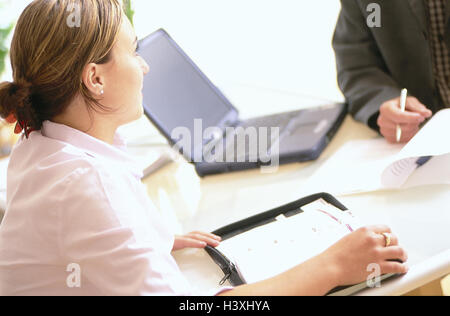 Office, senior, secretary, scheduling, detail, model released, businessman, man, detail, woman, office workers, unterlasting, documents, personal organizers, appointment calendars, prior appointment, conversation, discussion, business Stock Photo
