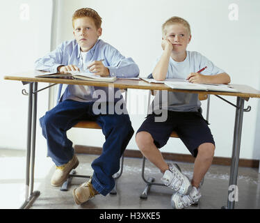 Classrooms, school desk, boy, inattentively, distractedly, class ...