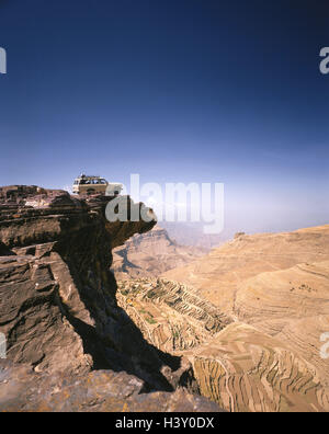 Yemen, Djebel, Kuchlan, mountain village, terrace fields, bile projection, sport utility vehicle Arabia, peninsula, north Yemen, Kawkaban mountain range, terrace construction, mountains, Hosn Bokhur, Bergjemen, jemenitisches village, terrace culture, adve Stock Photo