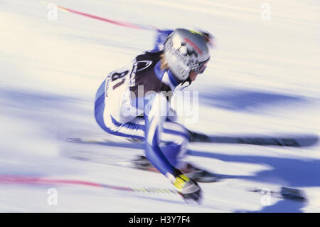 Ski racer, helped to pull, blur skiing, downhill race, giant slalom, giant slalom, downhill skiing, ski race, race, event, racing driver, skier, skiing, alpine sport, sport, leisure time, hobby, activity, speed, dynamics, motion, tempo, ski equipment, cra Stock Photo