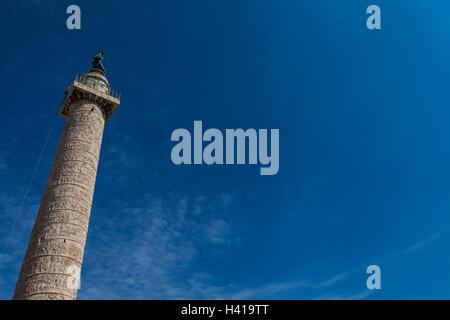 column roman triumphal commemorates trajan alamy rome