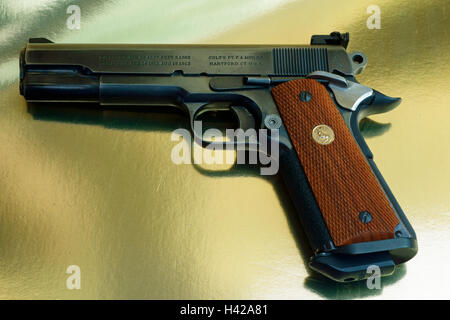 A Colt .45 ACP auto automatic pistol model 1911 Stock Photo