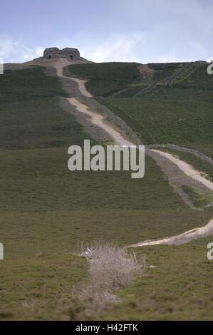 Great Britain, Wales, Clwydian Hills, Moel Famau, Jubilee Tower, footpath, Northern, Europe, Europe, north whale, Clywdian to rank, Clwydian mountains, in Moel Famau park, mountain, 554 m, hill, building, structure, in 1810, destination, place of interest Stock Photo