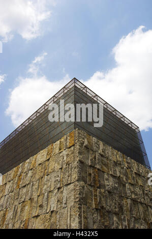 Germany, Upper Bavaria, Munich, Jakob's space, main synagogue Ohel Jakob, defensive wall, detail, Bavarians, main synagogue, synagogue, stone defensive wall, structure, architecture, place of interest, destination, tourism, city travel, conception, church, church, faith, Judaism, outside, heaven, clouds, Stock Photo