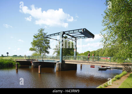 Worpswede, river Hamme, drawbridge with new Helgoland, Stock Photo