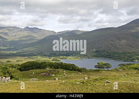 Ireland, Munster, Kerry, Killarney, national park, ladies View, Upper brine, mountains, lake, view, scenery, mountain landscape, heaven, cloudies, nature, stones, meadows, deserted, remotely, Stock Photo