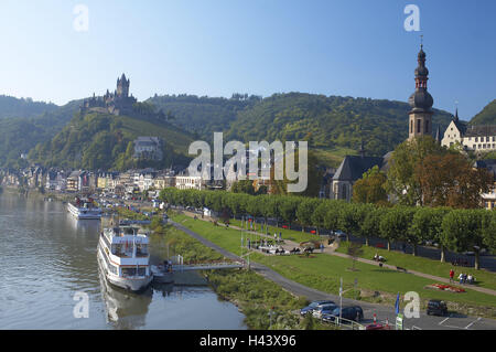 Germany, Rhineland-Palatinate, Cochem, town view, Old Town, imperial castle, ship investor, river Moselle, Moselle valley, wine regions, wine-growing area, tourism, destination, castle, water, ships, houses, architecture, church, hill, Stock Photo