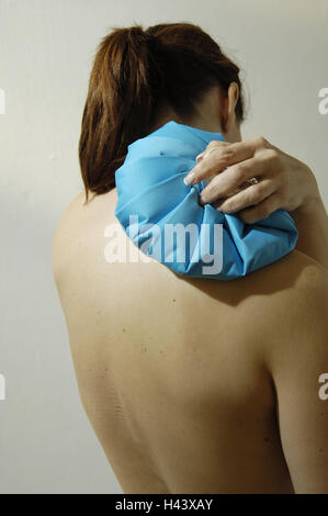 Woman, gesture, back pains, ice bags, back view, person, brunette, health, disease, patient, complaints, pains, house means, cool, chilly, shoulder, nape, Stock Photo