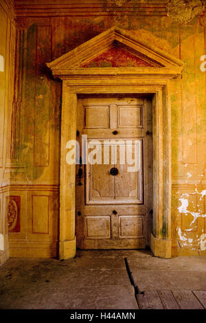 France, Bourgogne, Dijon, St.-Seine-sur-Vingeanne, castle, front door, Stock Photo