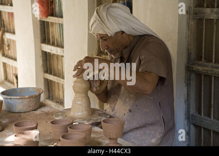 Saudi Arabia, province asch-Scharqiyya, Hofuf, potter, Stock Photo
