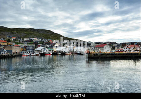 city and harbor, Honningsvag, Nordkapp municipality, Norway Stock Photo