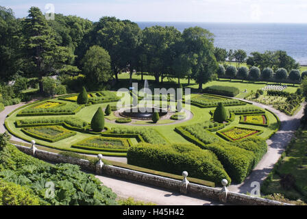 Great Britain, Scotland, Highland, Dunrobin Castle, park, highlands, castle grounds, Stock Photo