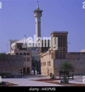 United Arab Emirates, Dubai, Bastakia fourth, mosque, minaret, building, wind towers, VAE, town, destination, building, architecture, architecture, historically, towers, wind tower houses, traditionally, culture, structure, Badgir, ventilation, building ventilation, church, sacred construction, dome, BELIEVES, religion, Islam, Old Town, palms, people, Stock Photo