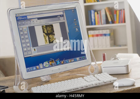 Apple Mac,mini, monitor, keyboard, Mighty Mouse, no property release, technology, technology, computers, hardware, Computermouse, flat-screen, picture-treatment, photo, background, bookshelf, blur, Stock Photo