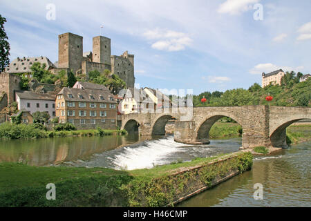 Germany, Hessen, Runkel in the Lahn, castles, bridge, houses, Runkel, donjon, Lahn, River, place, local view, building, residential houses, sunshine, Stock Photo