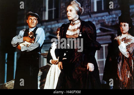 PICNIC AT HANGING ROCK (1975) RACHEL ROBERTS MARGARET NELSON PETER WEIR ...