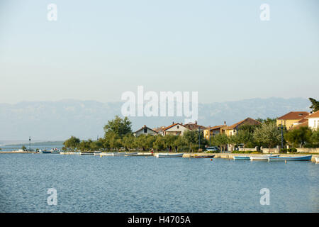 Croatia, Dalmatia, Nin, idyllic houses on the island, Stock Photo