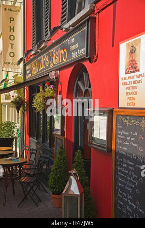 Ireland, Kenmare, bar, outside, Stock Photo