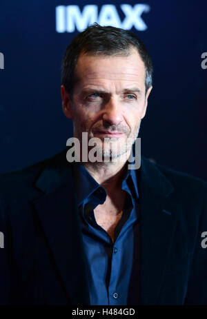 David Heyman attending the Fantastic Beasts And Where To Find Them worldwide fan event held in Cineworld Leicester Square, London. PRESS ASSOCIATION Photo. Picture date: Thursday October 13, 2016. see PA story SHOWBIZ Fantastic Beasts. Photo credit should read: Ian West/PA Wire Stock Photo