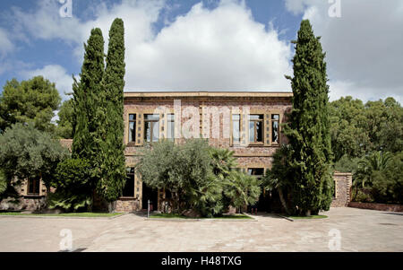 Italy, Sardinia, Alghero, Sella & Mosca, vineyard, house, cypresses, Stock Photo