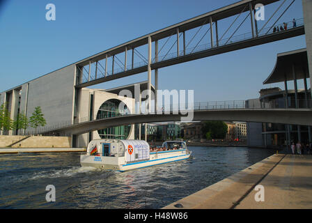 Germany, Berlin, Marie-Elisabeth-Lüders house, the Spree, excursion boat, capital, town, Berlin middle, government district, Spree bow, building, parliament building, Spree shore, architecture, place of interest, tourism, sightseeing, boat, holiday ship, tourist, footbridge, bridge, Stock Photo