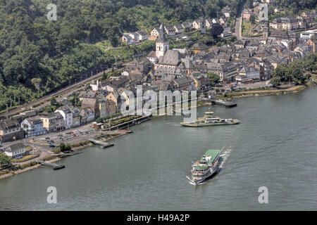 Germany, Rhineland-Palatinate, St. Goarshausen, church, the Rhine, ship, ferry, shore, Stock Photo