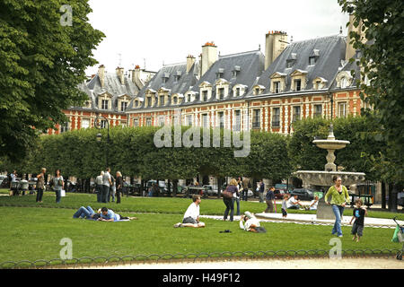 France, Paris, Marais, Place, Vosges, park, well, passer-by, Europe, town, capital, place of interest, structure, historically, architecture, city centre, green plant, space, brick building, brick buildings, buildings, houses, house line, brick, person, tourist, trees, meadows, tourism, Stock Photo