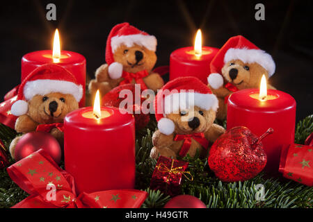 Advent wreath, four burning skyers, teddy bears, Stock Photo
