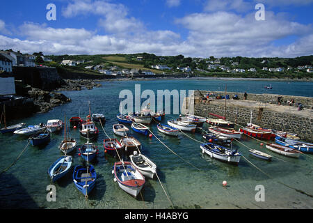 Great Britain, Cornwall, Coverack, harbour mole, boots, Stock Photo