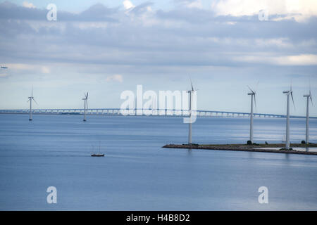 Denmark, wind park and Öresundbrücke in the Öresund, Copenhagen Stock Photo