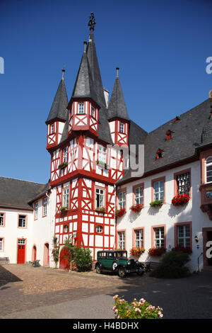 Germany, Hesse, Rüdesheim am Rhein, Brömserhof in the Oberstraße Stock Photo