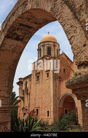 Crete, peninsula Akrotiri, Moni Agada Triada, cloister the Holy Trinity, part the dome church Stock Photo