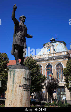Deva, Diemrich, statue the Roman emperor Trajan in front of the city hall, Transylvania, Romania Stock Photo