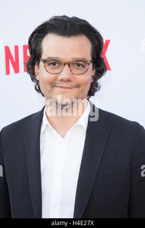Narcos narcos wagner moura hi-res stock photography and images - Alamy