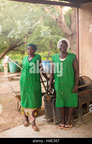 Employees stand together at a fair trade shea butter production facility in Réo, Burkina Faso, West Africa. Stock Photo