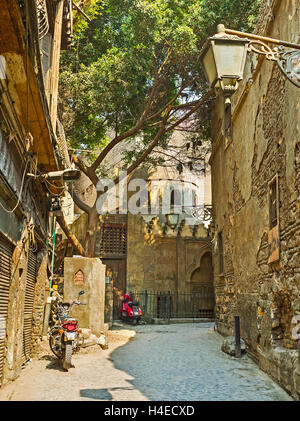 The  tiny yard in lane, branched from Al-Muizz street next to Amir Beshtak Palace, Cairo Egypt Stock Photo
