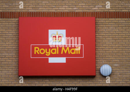 Royal Mail delivery office Islington, London, England, U.K. Stock Photo