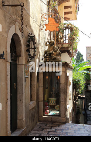 Antiquity shop in Taormina town, Sicily, Italy Stock Photo