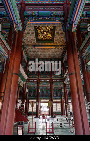 Inside the Throne Hall, at the Gyeongbokgung Palace, the main royal palace of the Joseon dynasty, in Seoul, South Korea. Stock Photo