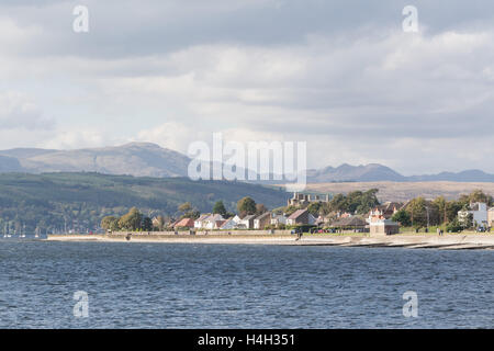 Helensburgh seafront, Argyll and Bute, Scotland on the north shore of the Firth of Clyde - part of The Clyde Sea Lochs Trail Stock Photo