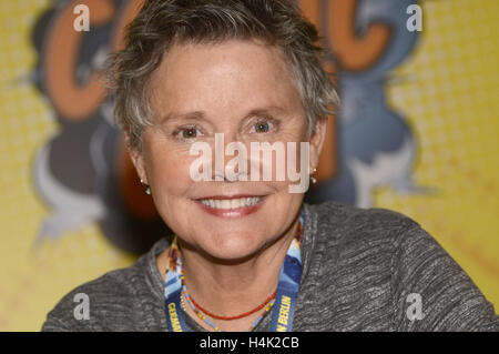 Berlin, Germany. 15th Oct, 2016. Amanda Bearse attends the German Comic Con 2016 at Messe Berlin on October 15, 2016 in Berlin, Germany. | Verwendung weltweit/picture alliance Credit:  dpa/Alamy Live News Stock Photo