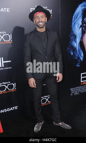 Hollywood, CA, USA. 17th Oct, 2016. 17 October 2016 - Hollywood, California. Yousef Erakat. Premiere Of Lionsgate's ''Boo! A Madea Halloween'' held at ArcLight Cinerama Dome. Photo Credit: Birdie Thompson/AdMedia Credit:  Birdie Thompson/AdMedia/ZUMA Wire/Alamy Live News Stock Photo