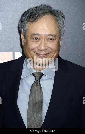 New York City. 14th Oct, 2016. Ang Lee attends the 'Billy Lynn's Long Halftime Walk' premiere during the 54th New York Film Festival at AMC Lincoln Square Theater on October 14, 2016 in New York City. | Verwendung weltweit © dpa/Alamy Live News Stock Photo
