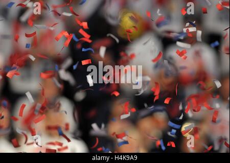 Manchester, UK. 17th Oct, 2016. Confetti rains down. TeamGB and ParalympicsGB Heroes homecoming parade following their success at the Rio 2016 Olympic games. Albert Square. Manchester. Credit:  Sport In Pictures/Alamy Live News Stock Photo