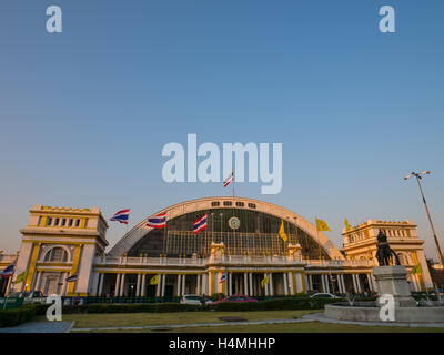 Bangkok, Thailand - January 30, 2016. The Railway Station Hua Lamphong Station Stock Photo